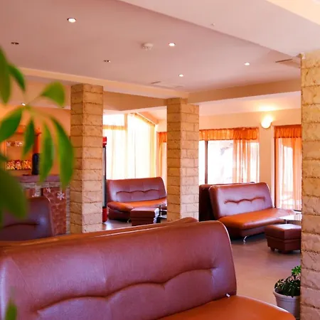 Hotel семеен света марина 2*