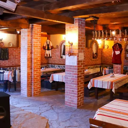 семеен света марина دوبرينيشت