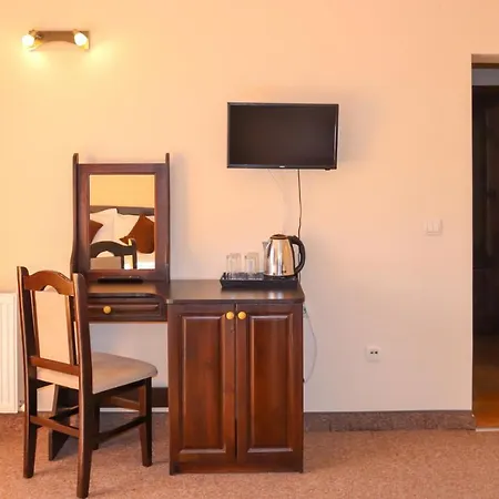 семеен света марина Hotel 2*