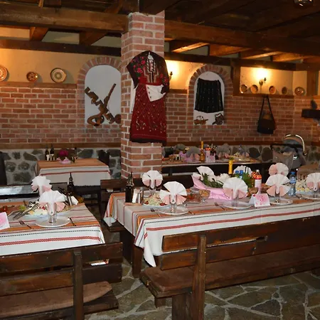 семеен света марина 2* Dobrinishte