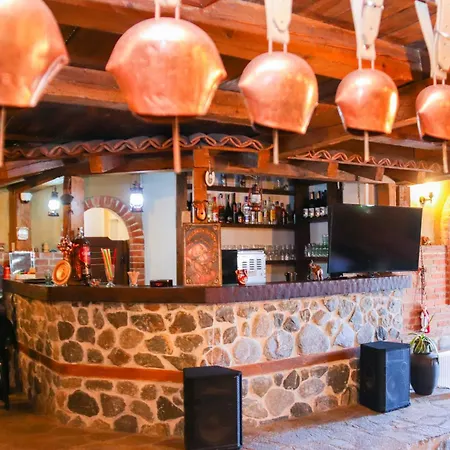 семеен света марина Hotel Dobrinishte