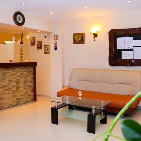 Hotel семеен света марина