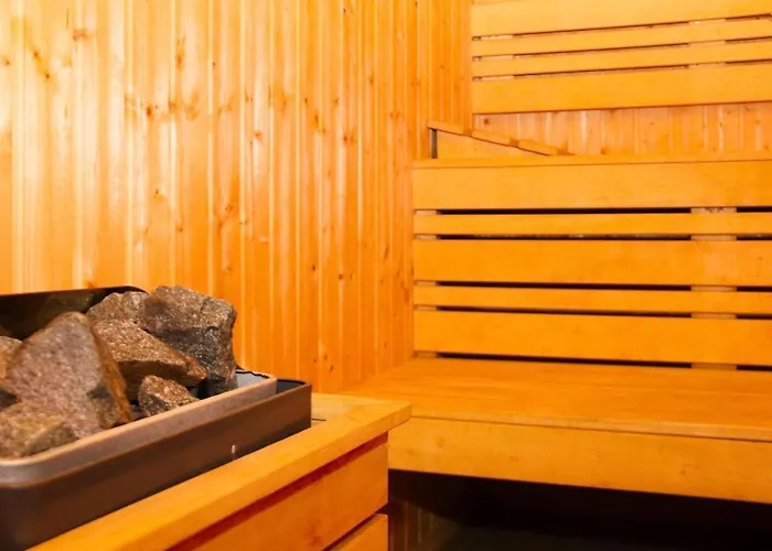 호텔 семеен света марина 도브리니쉬트