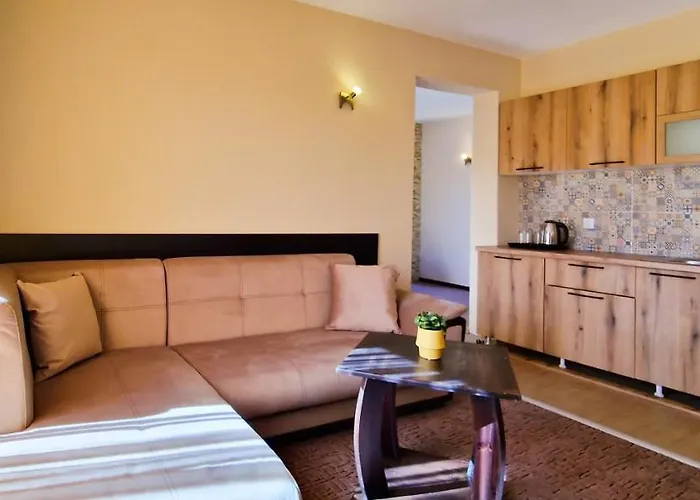 семеен света марина