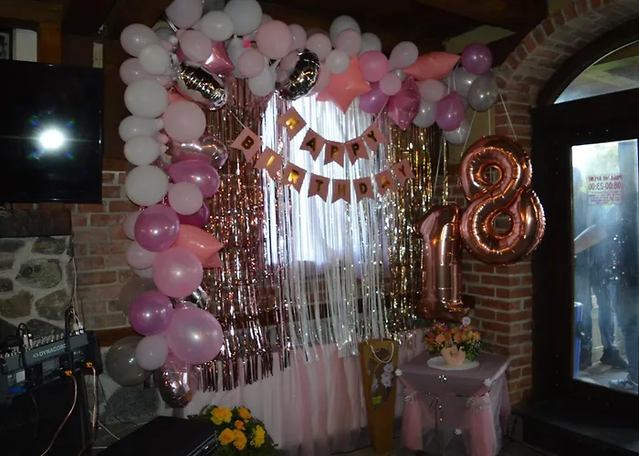 호텔 семеен света марина 2*